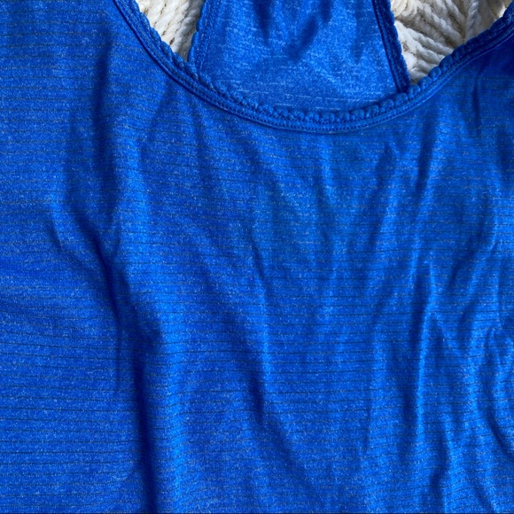 LULULEMON dream blue 105 F Singlet scalloped tank top 6 - Picture 3 of 11